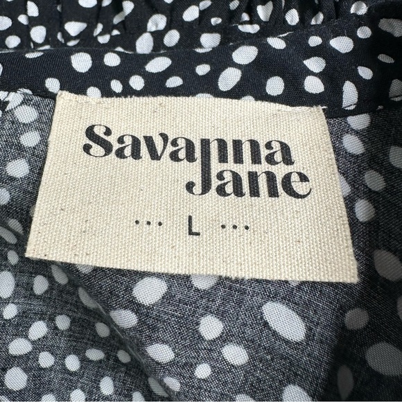 Savanna Jane Embroidered Top. Size Large - Picture 5 of 7